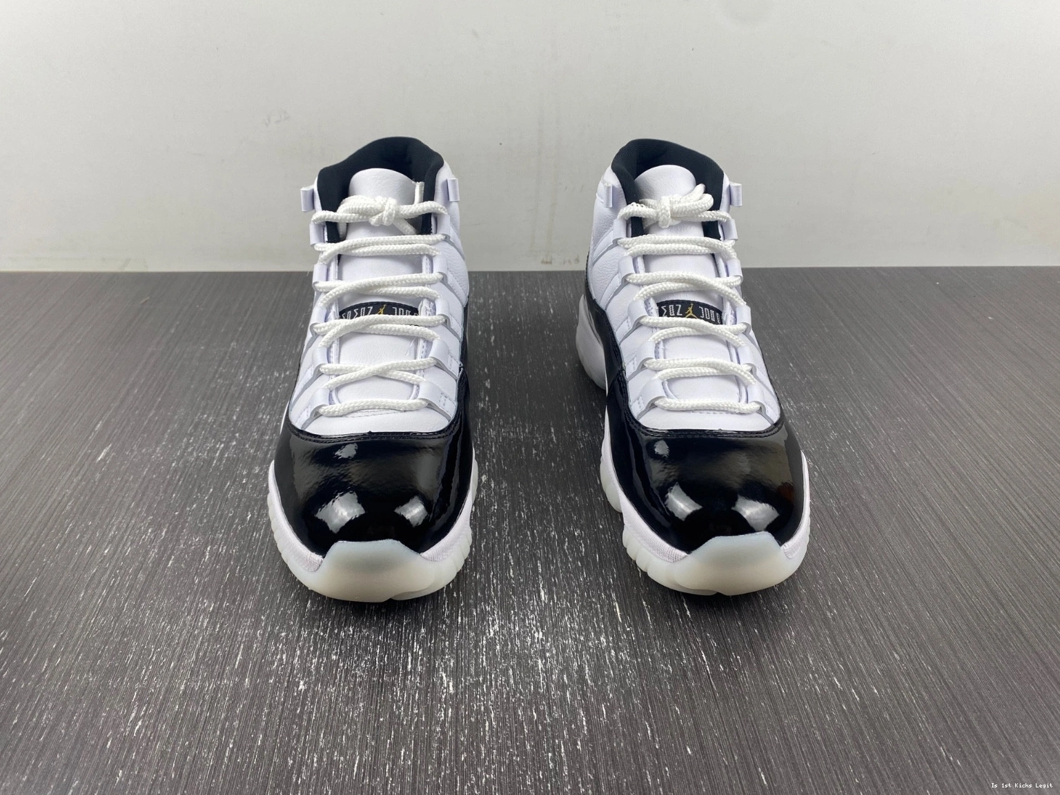 Air 11 Jordan CT8012-170 